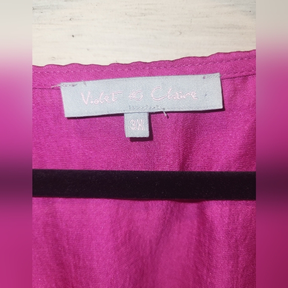 Violet & Claire Silky Sleeveless Blouse 3X - Picture 3 of 7